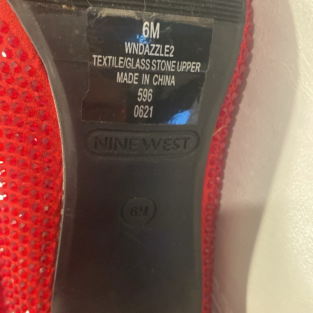 Nine West Red Ruby Slouch Bootie 6 Dazzling! Embe… - image 5